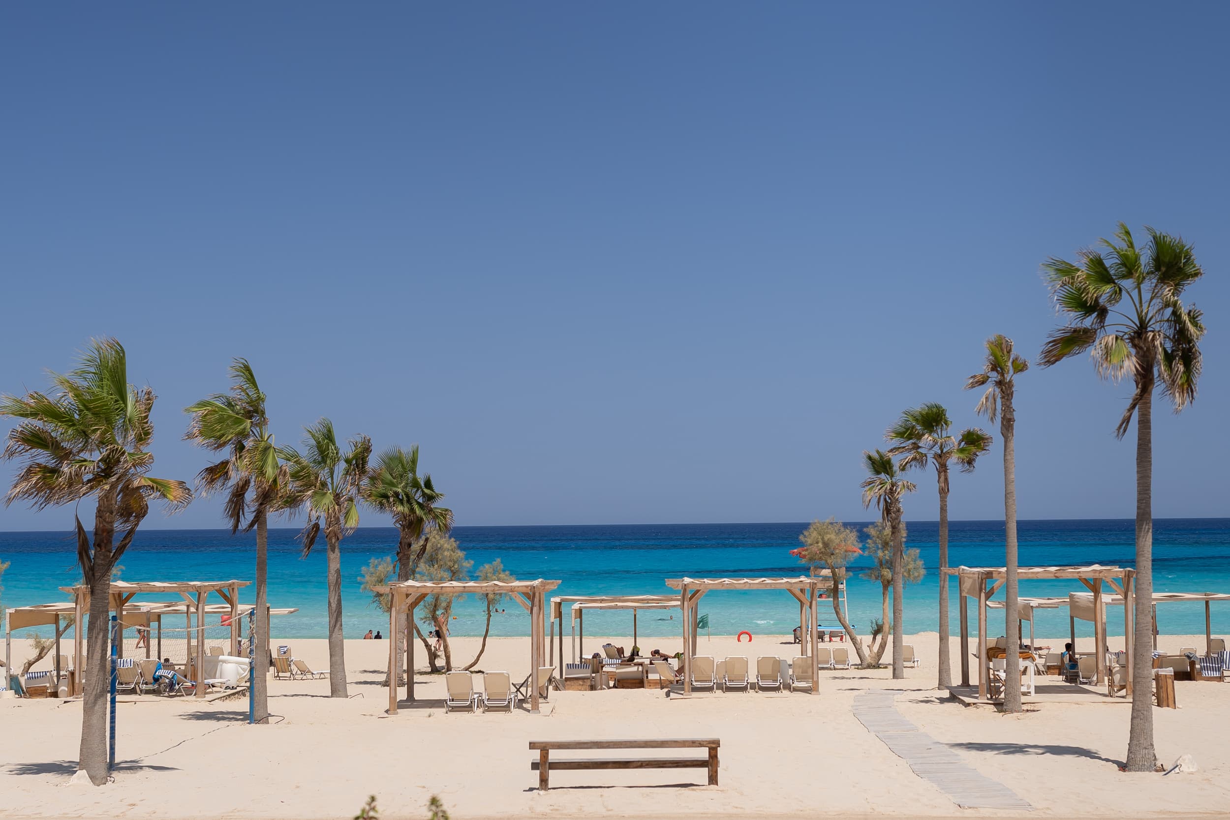 Hotel Aqua Heneish Beach Resort