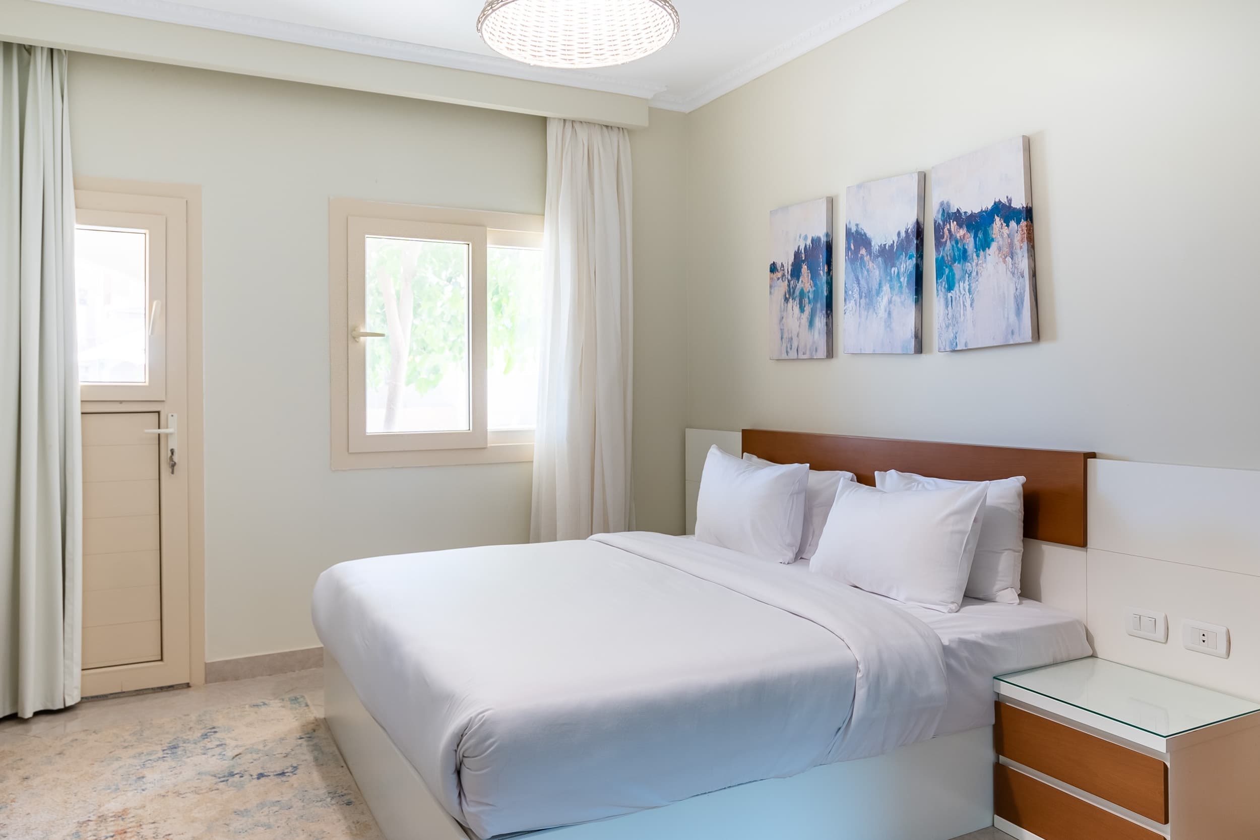 Rodinná premium izba s výhľadom na bazén - foto 1