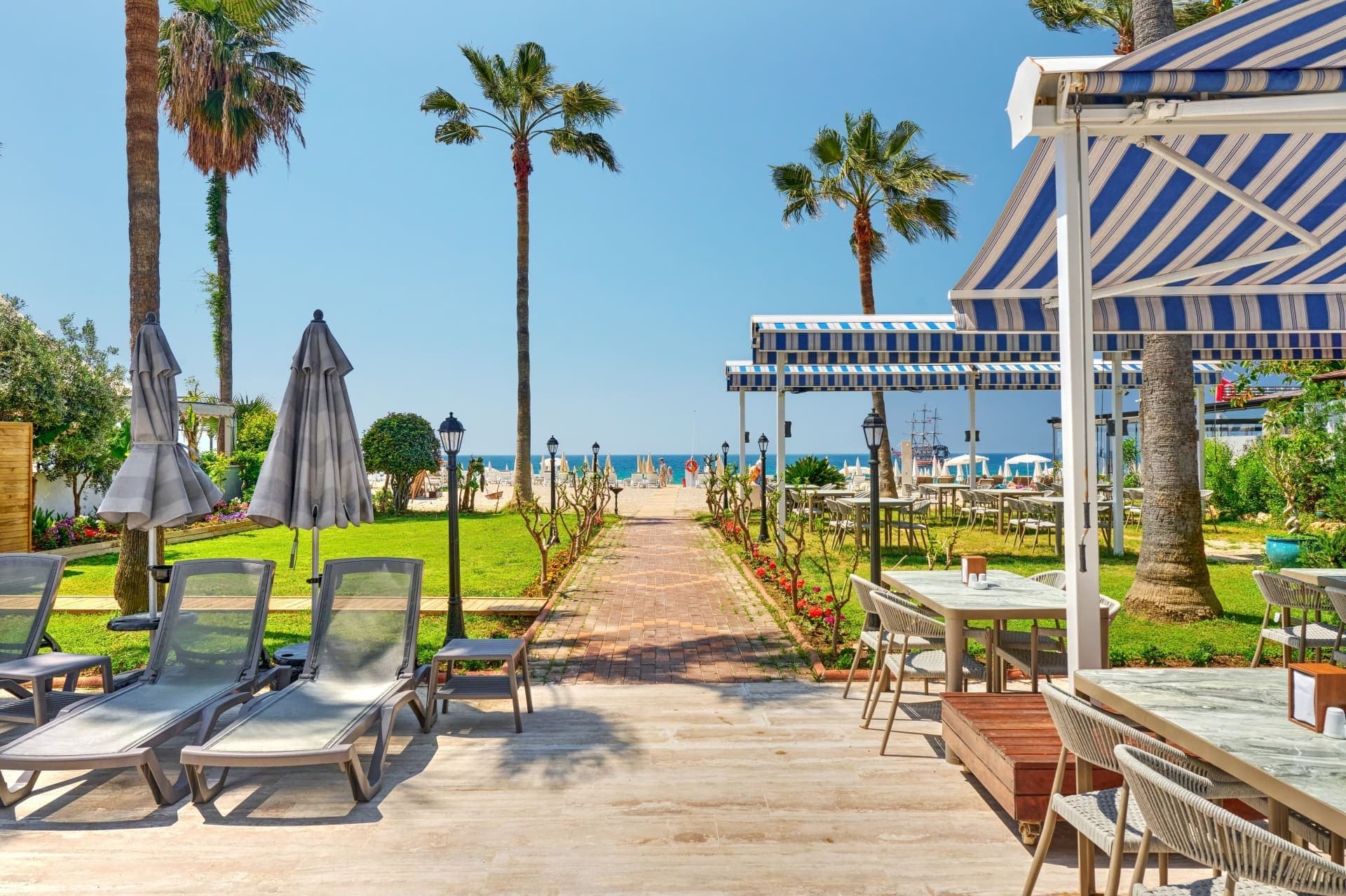 Elysee Beach Hotel 3★ - foto 1