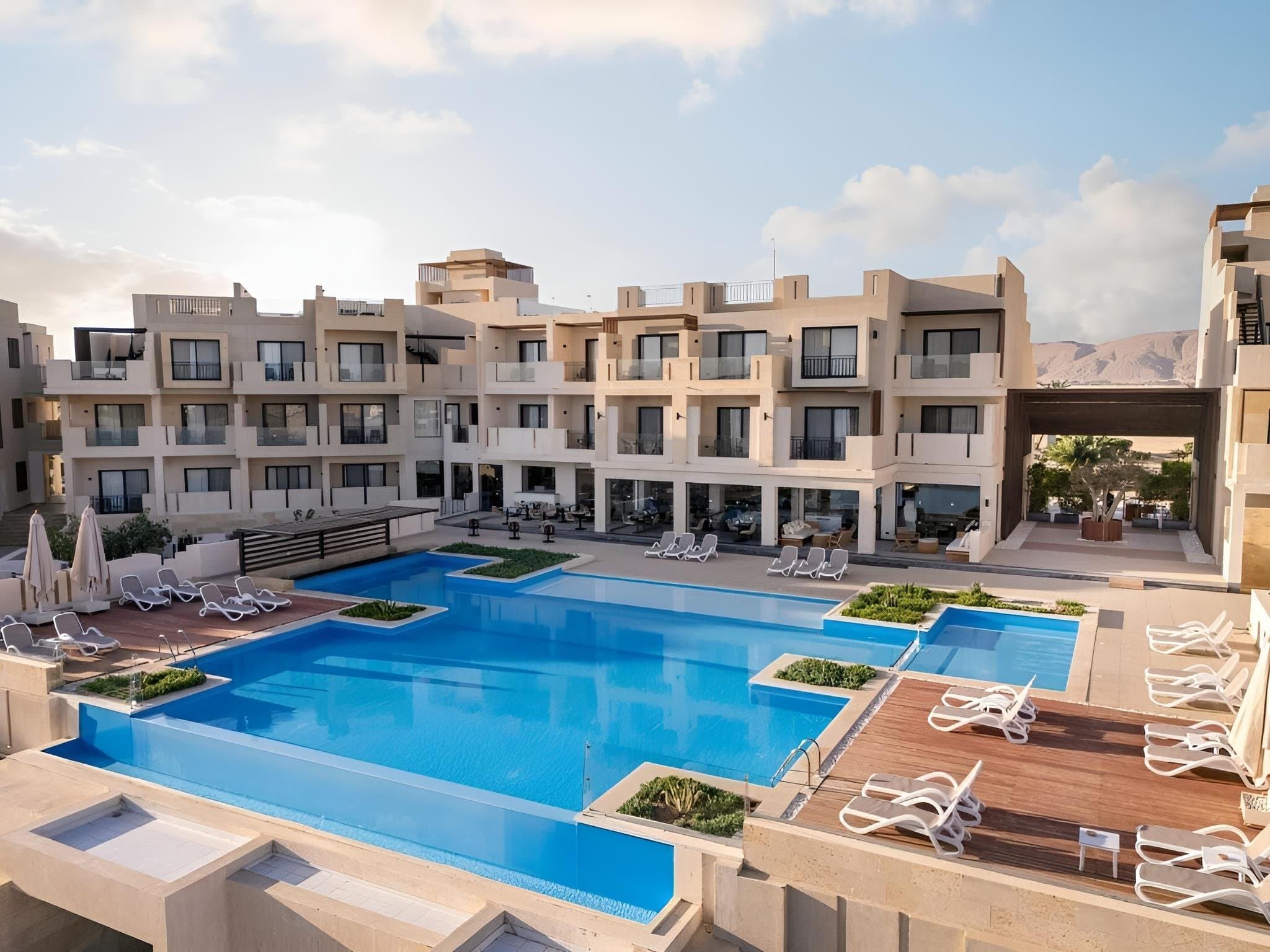 Creek Hotel & Residences El Gouna 5★