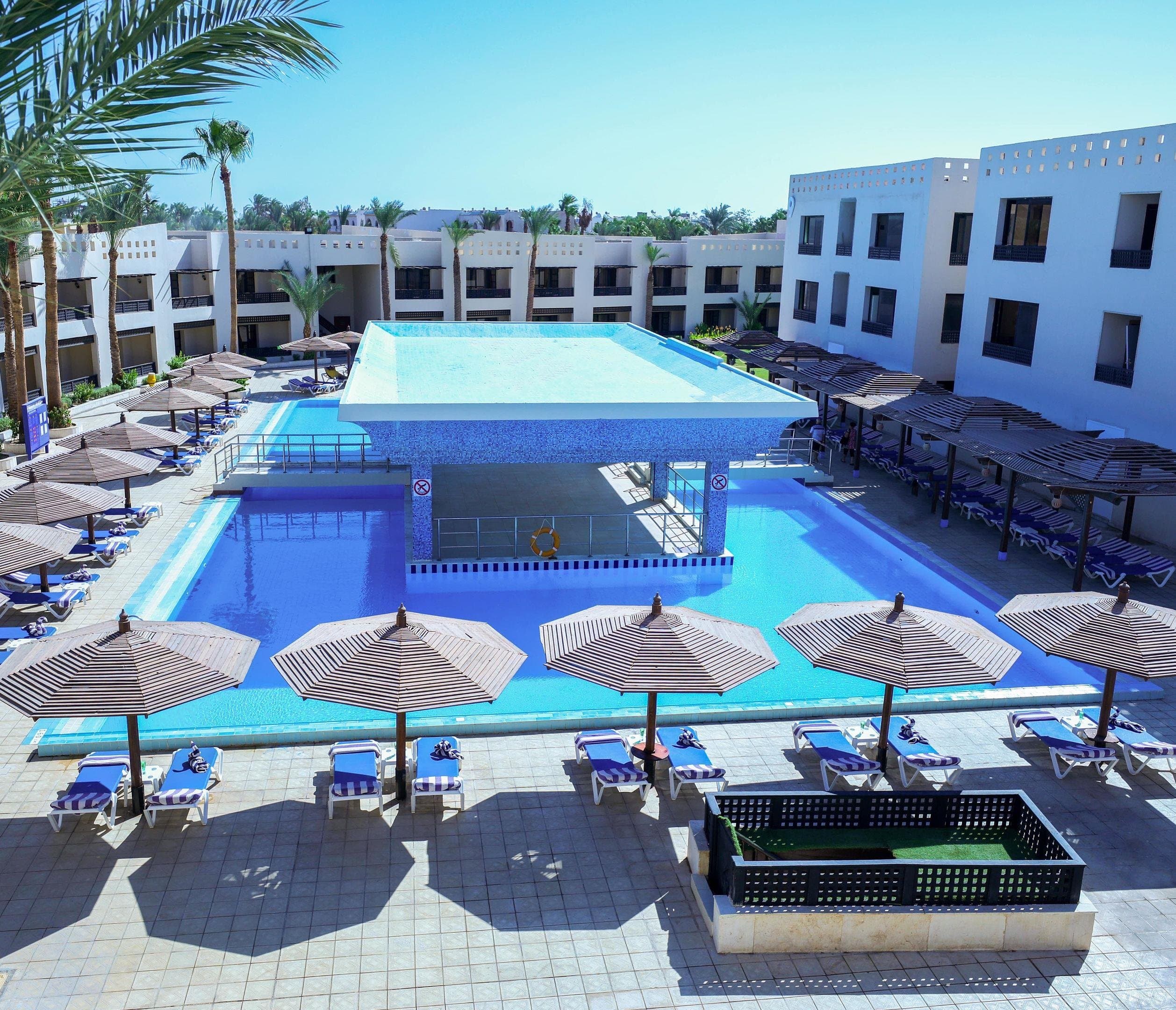 BLEND CLUB AQUA RESORT 4★