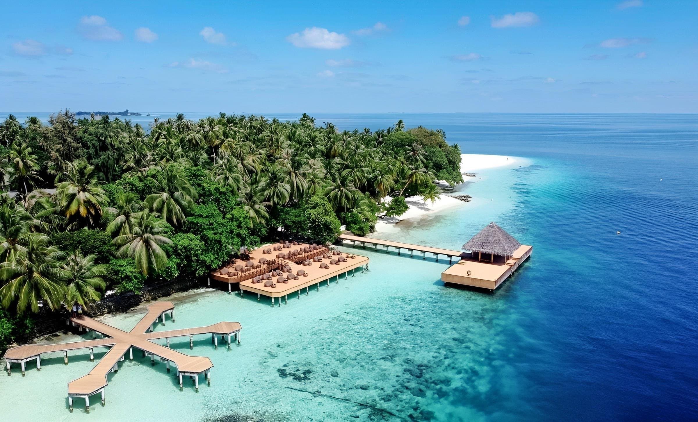 Fihalhohi Island Rezort 3.5★