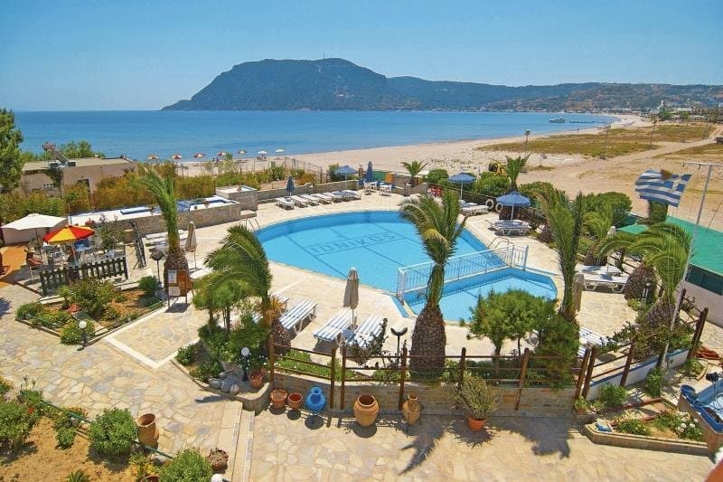 Ionikos 2★