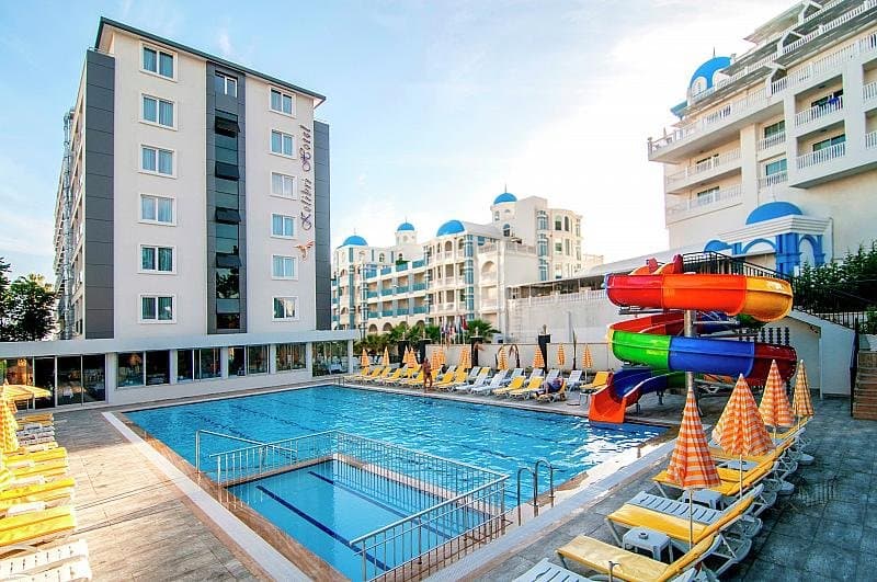 Kolibri Hotel 3★ - foto 1